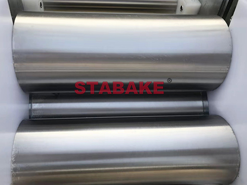 Stainless steel dough roller